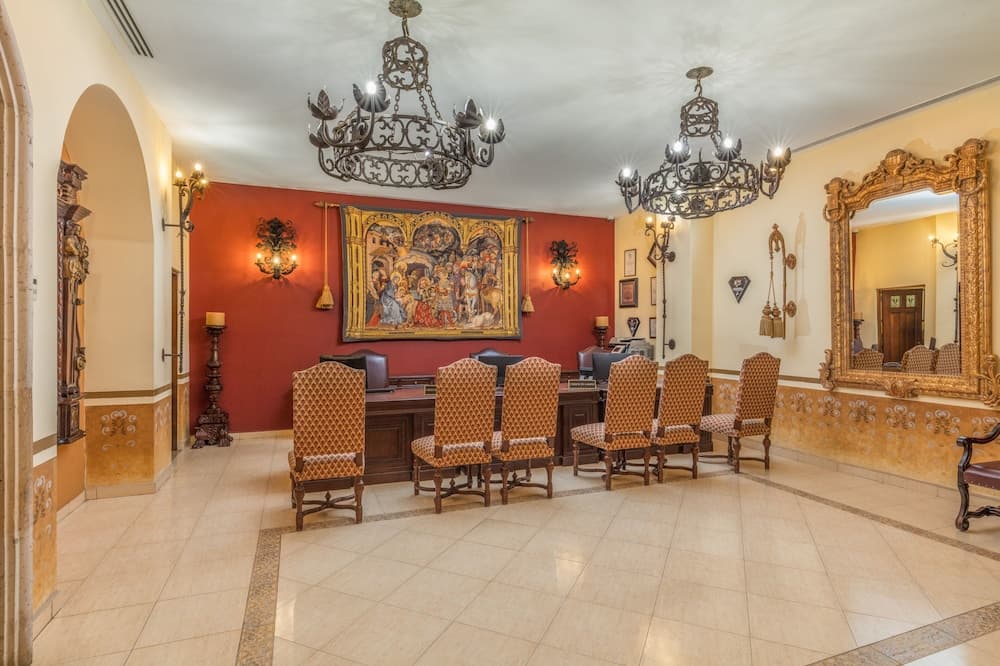 Hacienda Encantada Resort & Residences — 2
