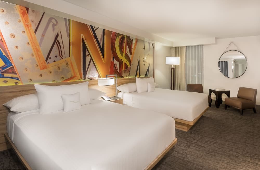 Das LINQ Hotel + Erlebnis — 18