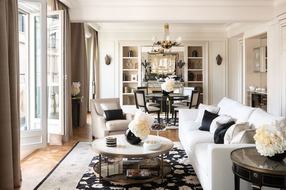 Four Seasons Hotel George V — 11
