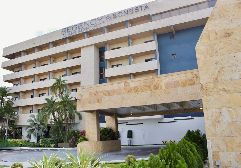 Regency Miami Airport by Sonesta — 13