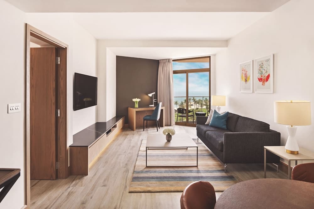 JA Beach Hotel, Dubai — 14