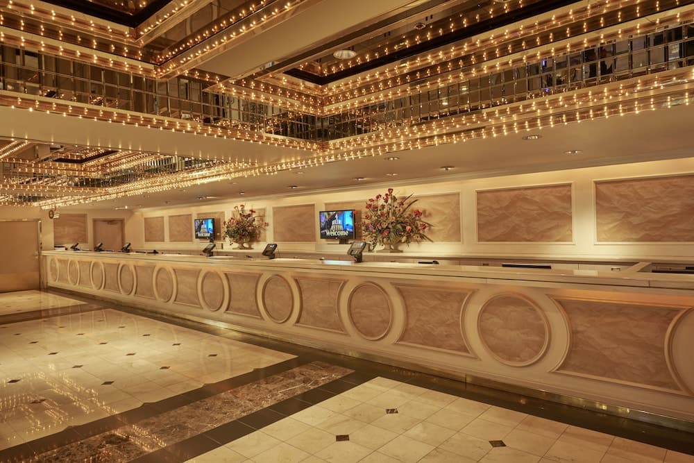 Four Queens Hotel and Casino — 1
