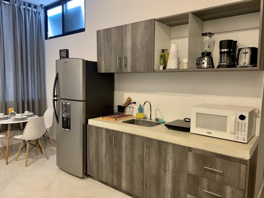 SILVERSANDS Hotel Boutique - 5Th Ave — 18