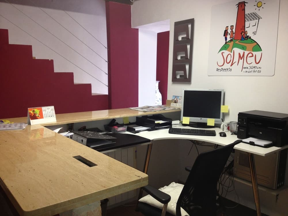 BHG Hostel Secar de la Real — 8