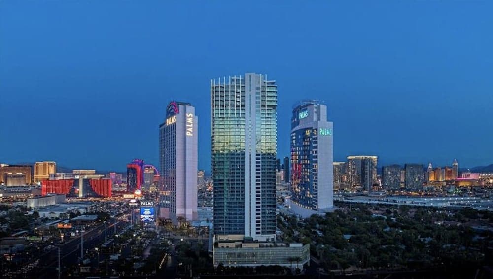 Palms Place Vacation Suites Collection — 6
