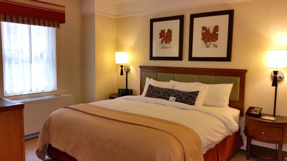 San Carlos Hotel — 9