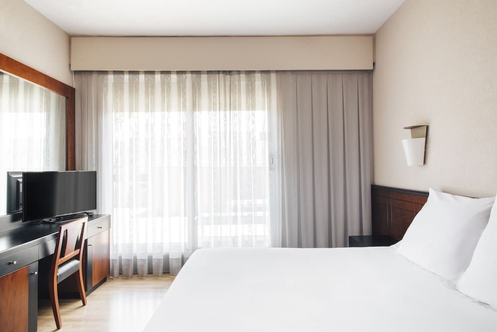 Hotel Derby Barcelona — 3