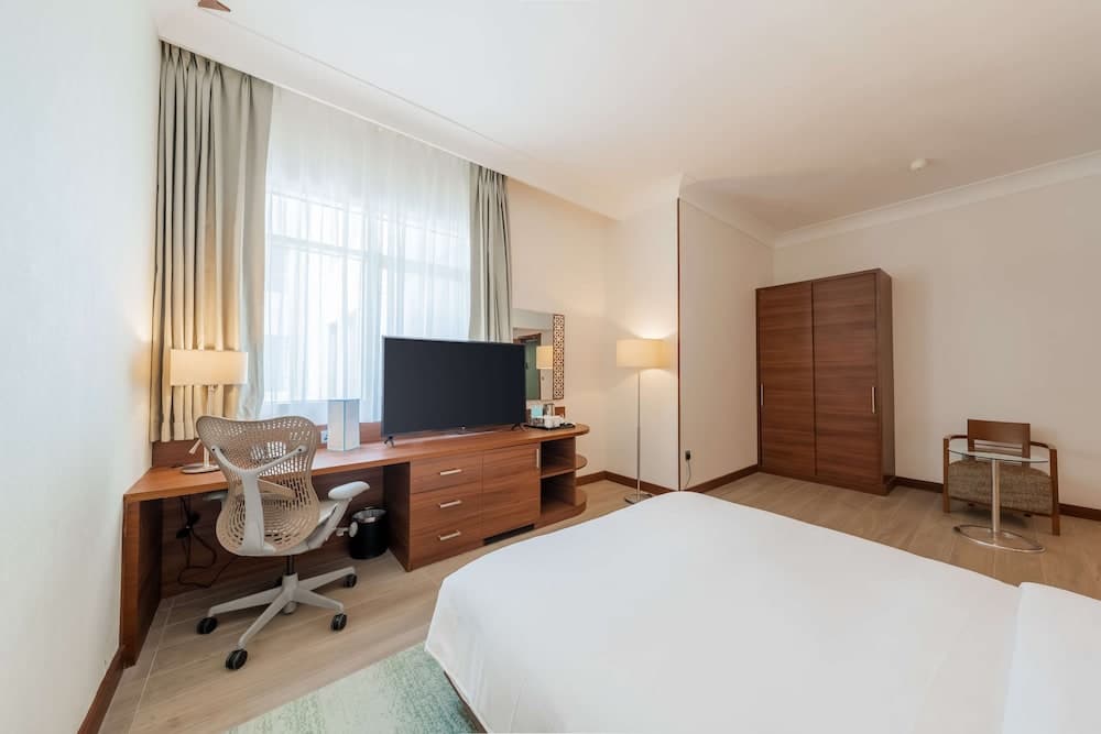 Hilton Garden Inn Dubai Al Mina — 20