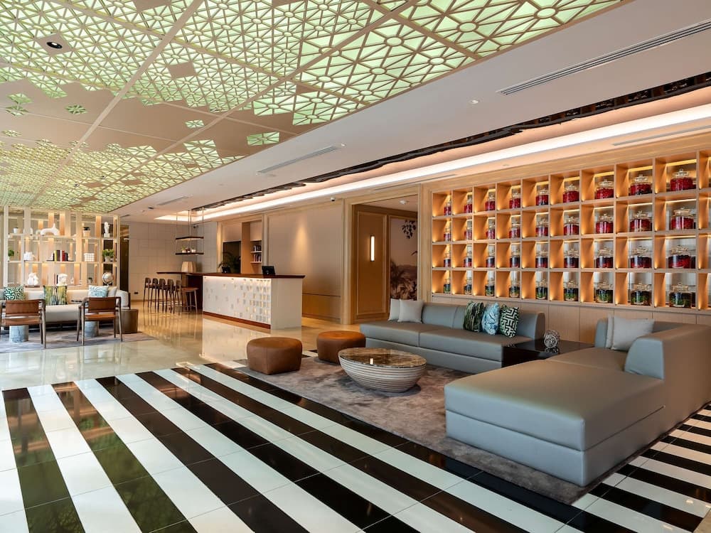 Novotel Living Bangkok Sukhumvit Legado — 2