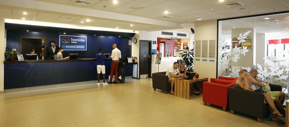 Travelodge Barcelona Poblenou — 2