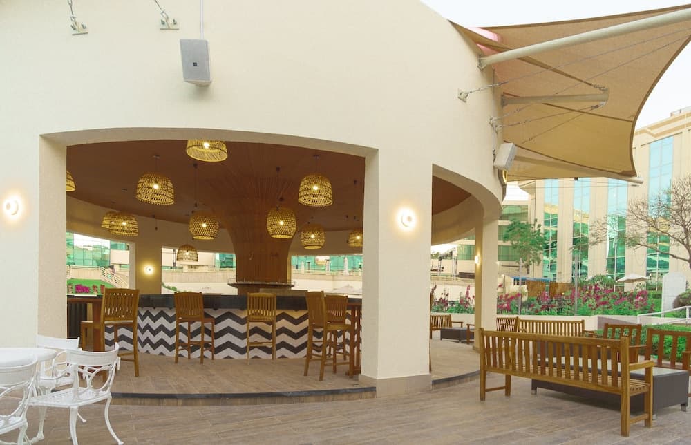 Millennium Airport Hotel Dubai — 12