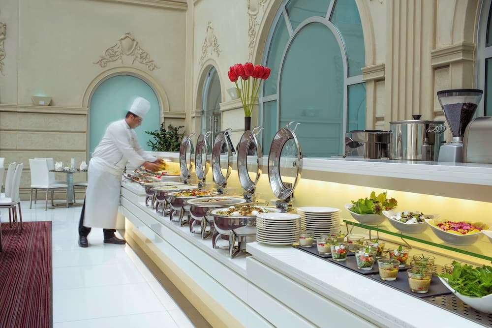 Villa Rotana — 16