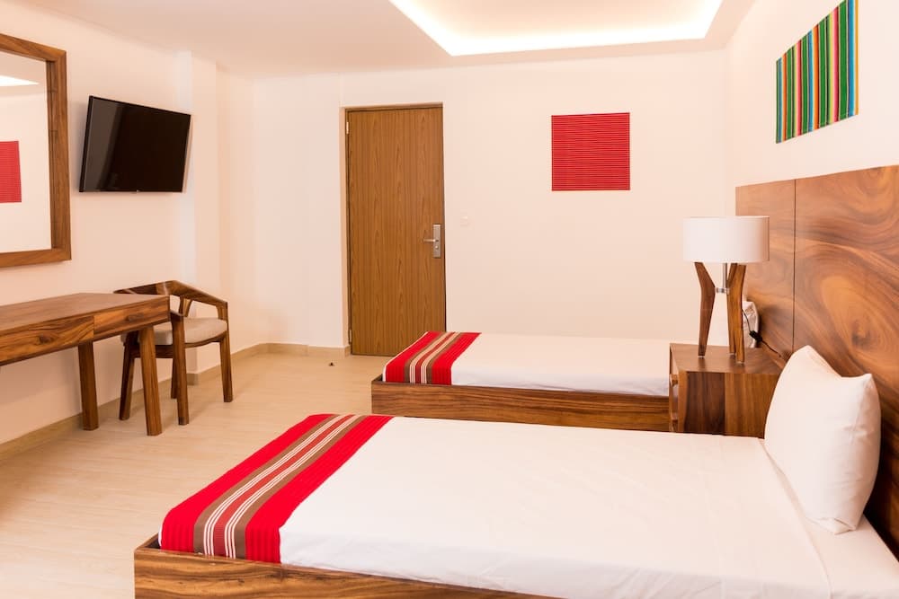 Nomads Party Hotel & Hostal — 9