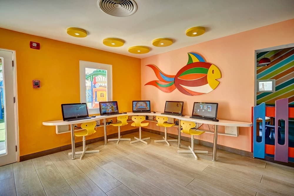 Royalton Splash Punta Cana, An Autograph Collection All-Inclusive Resort & Casino — 18
