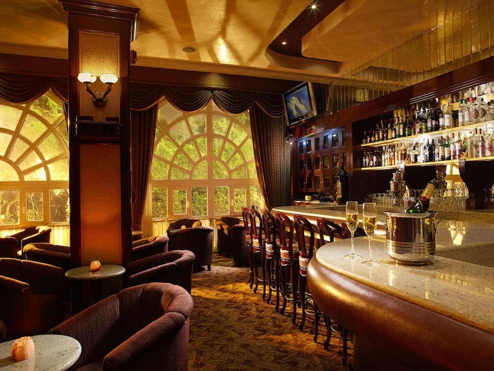 The Green Park Hotel — 8