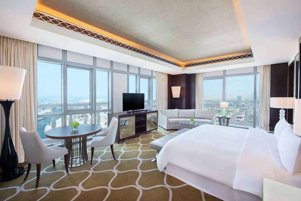Hilton Dubai Al Habtoor City — 13