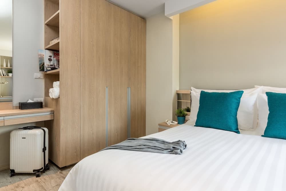 Cross Vibe Sukhumvit Hotel — 4
