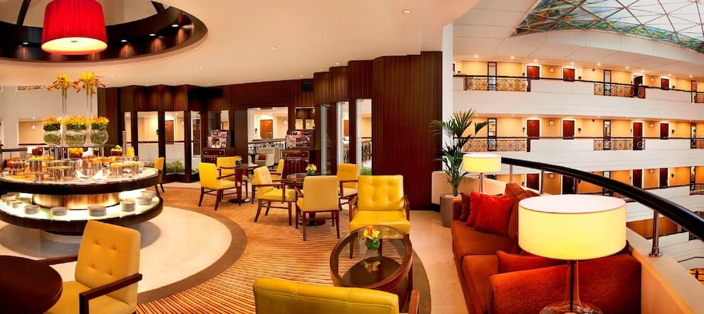 Mövenpick Grand Al Bustan Dubai — 6
