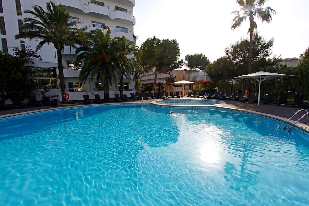 BG Hotel Pamplona — 4