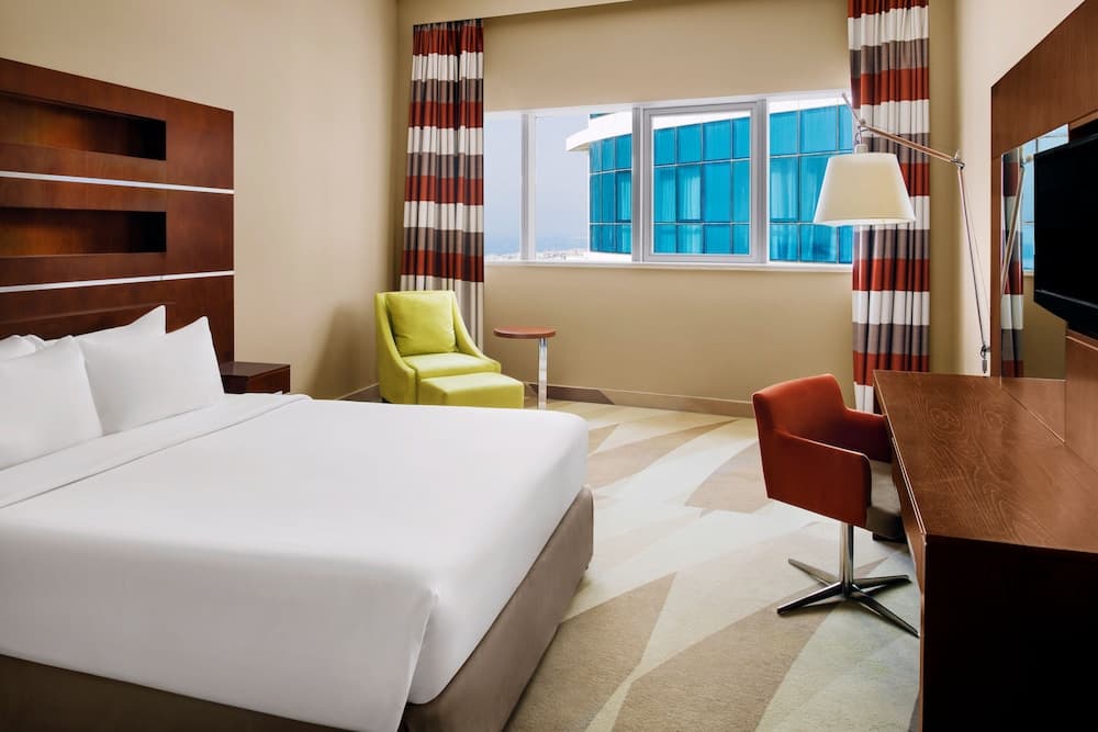 Novotel Dubai Al Barsha — 14