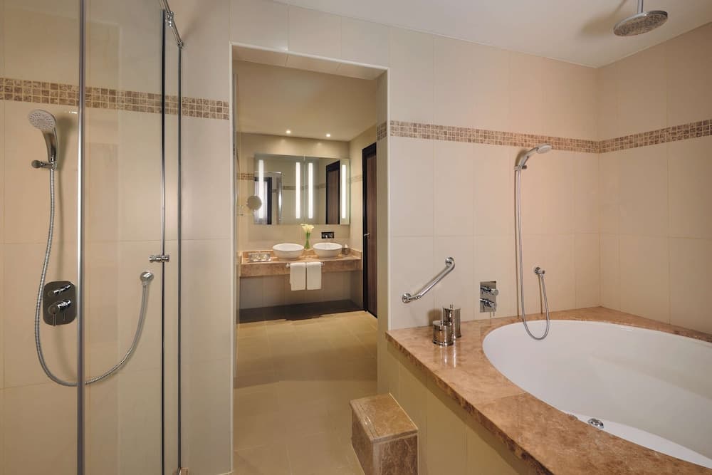 Avani Deira Dubai Hotel — 24
