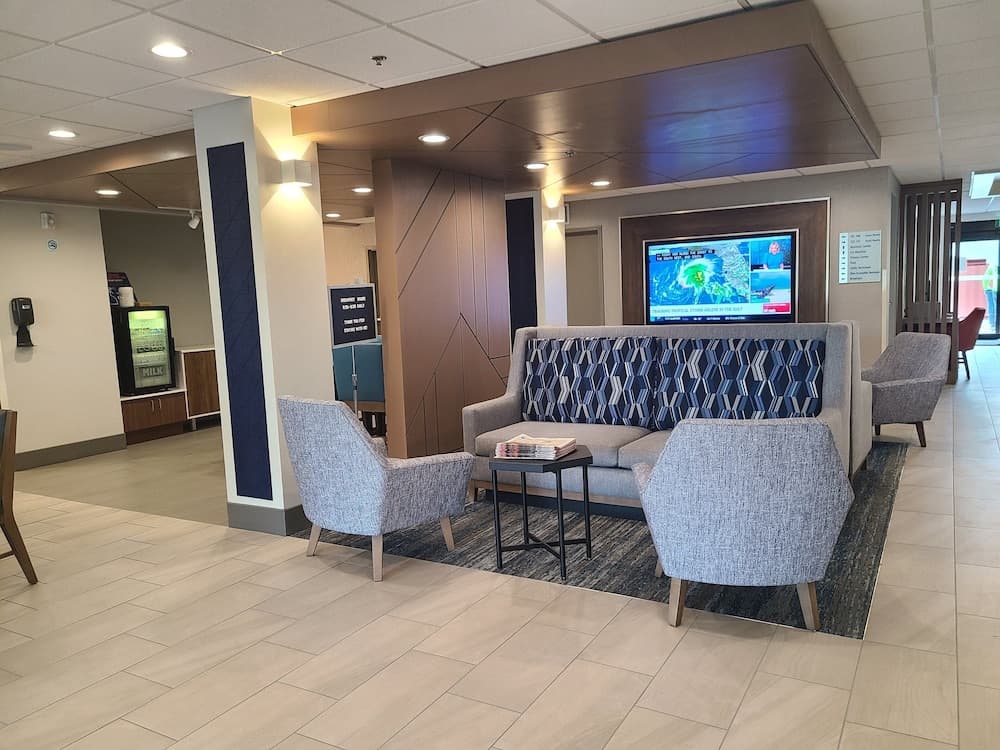 Holiday Inn Express & Suites Ft. Lauderdale N - Exec Airport, un hotel IHG — 3