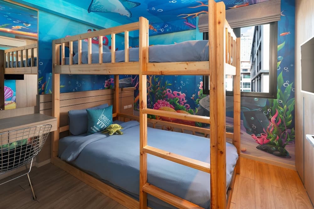 Cross Vibe Sukhumvit Hotel — 30