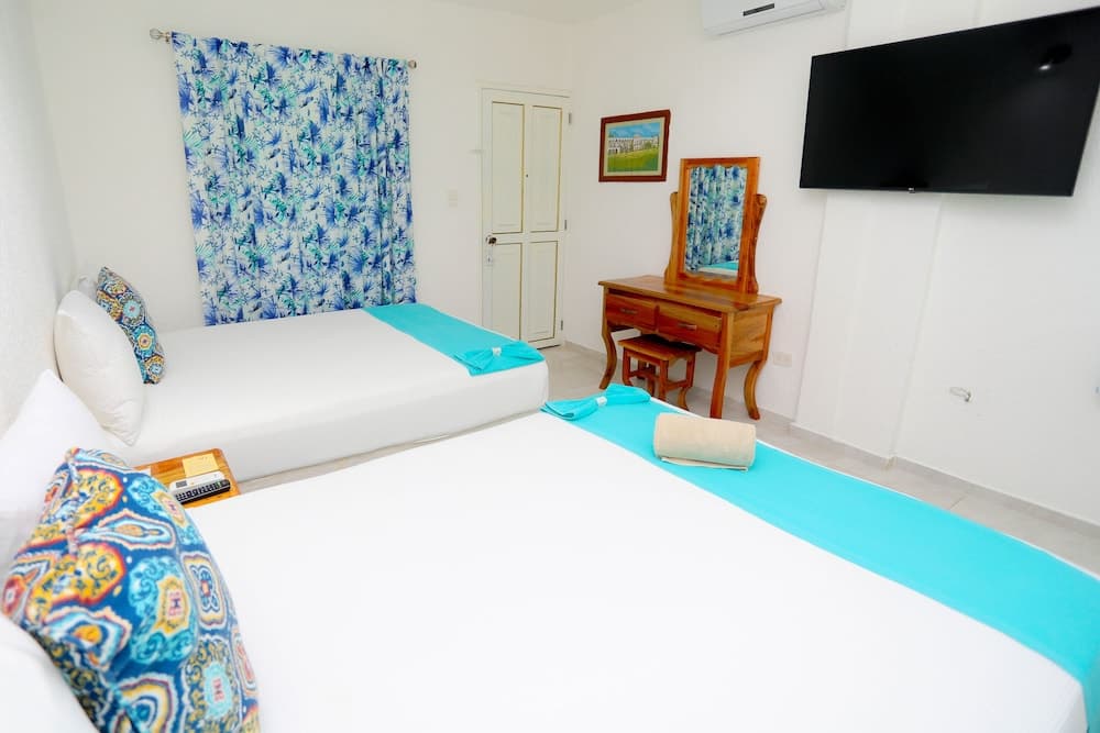 Hotel Maria de Lourdes Cancun — 12