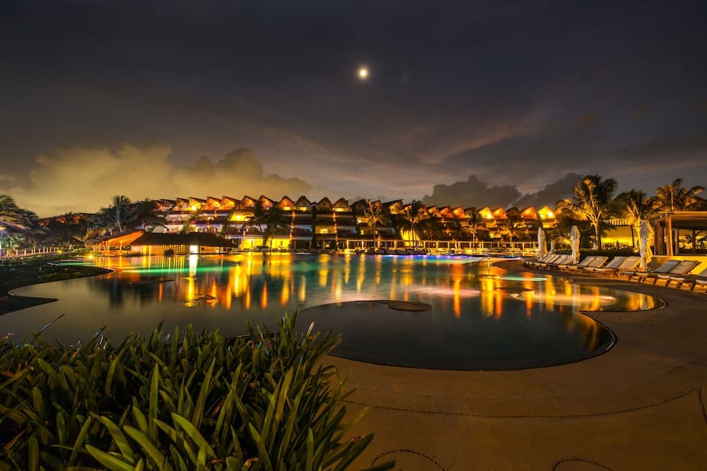Ambassador at Grand Velas All Inclusive — 4