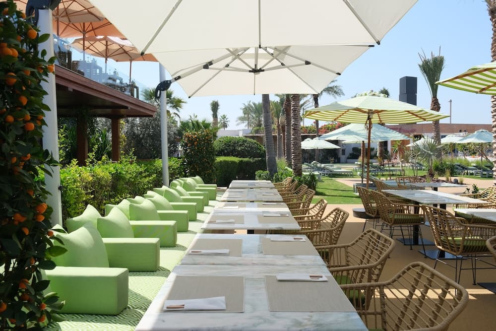 Dubai Marine Beach Resort & Spa — 21