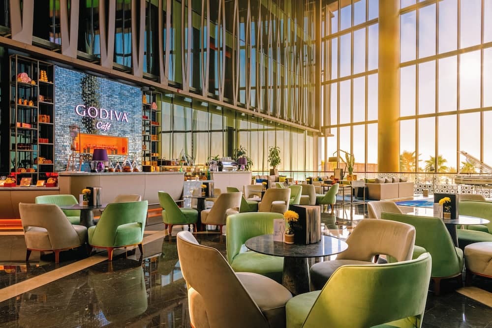 Sonder im JBR The Walk — 22