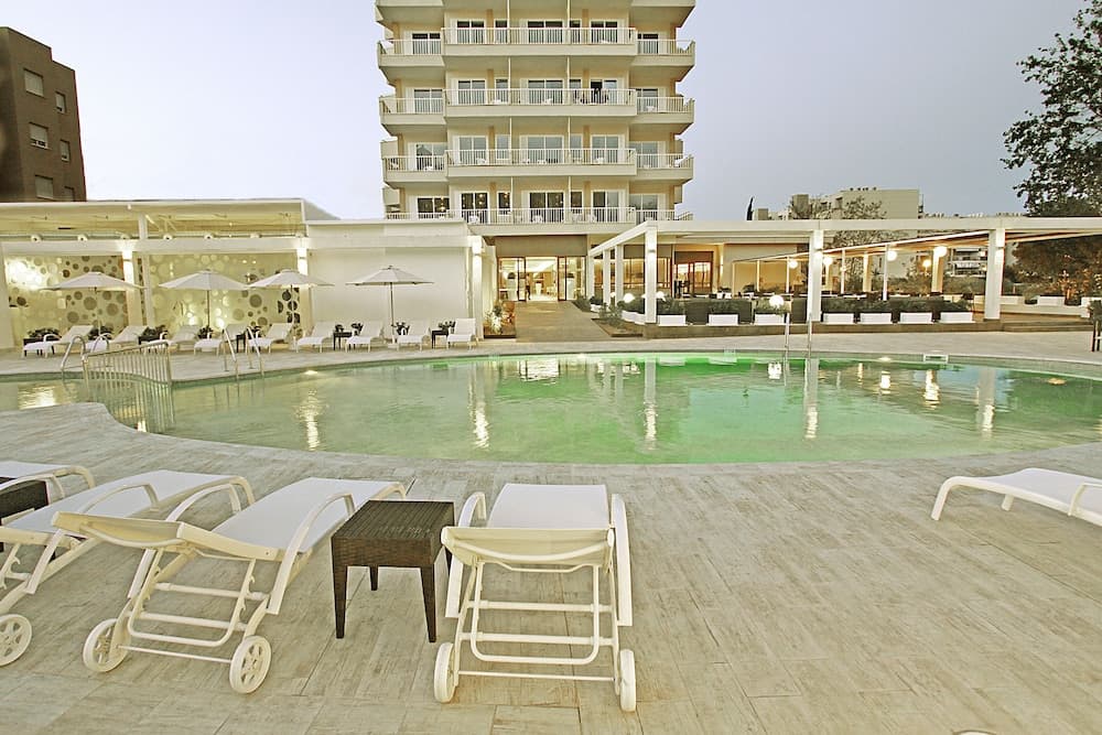 BG Hotel Caballero — 22