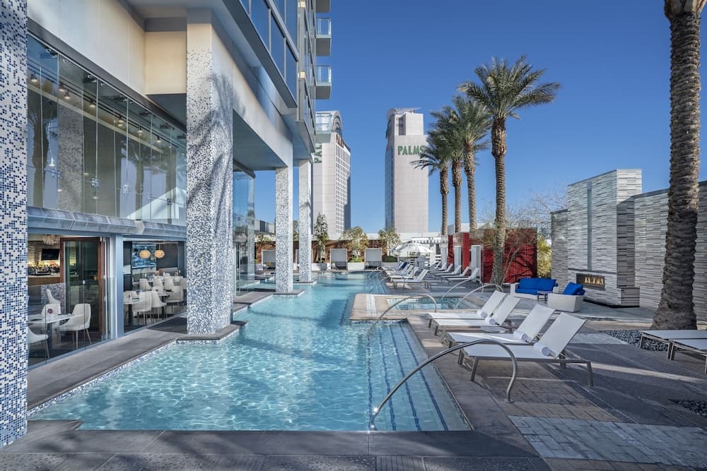 Palms Place — 14