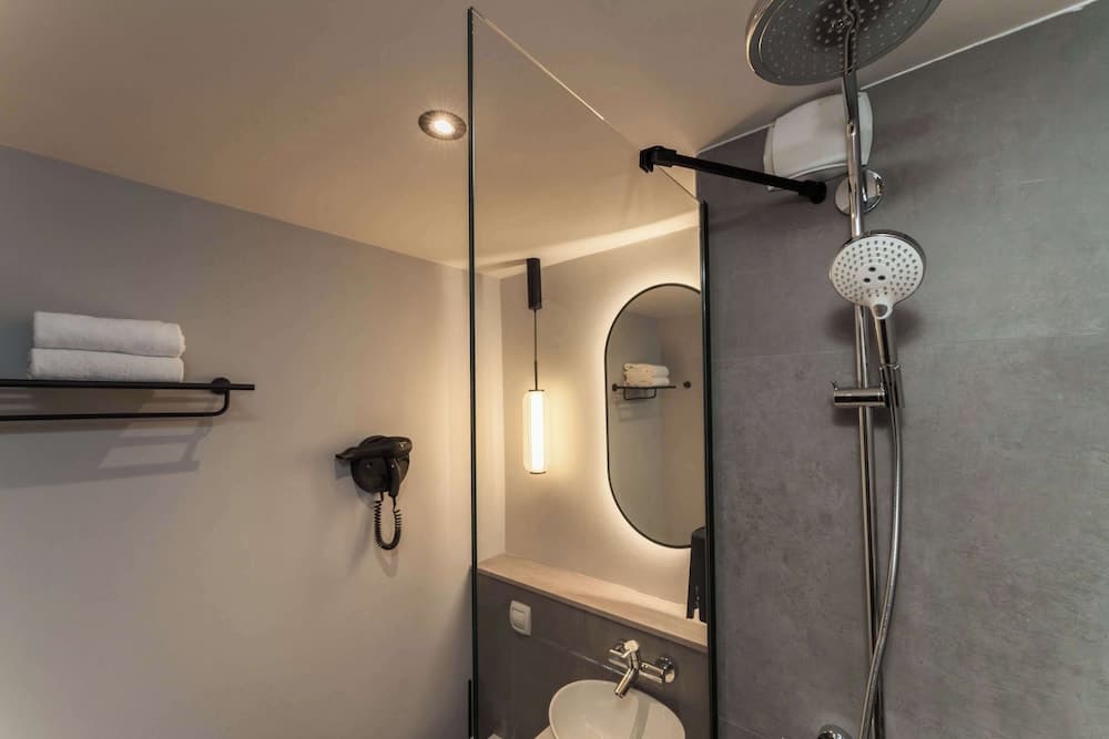 Hotel Campanile Ámsterdam Zuidoost — 22