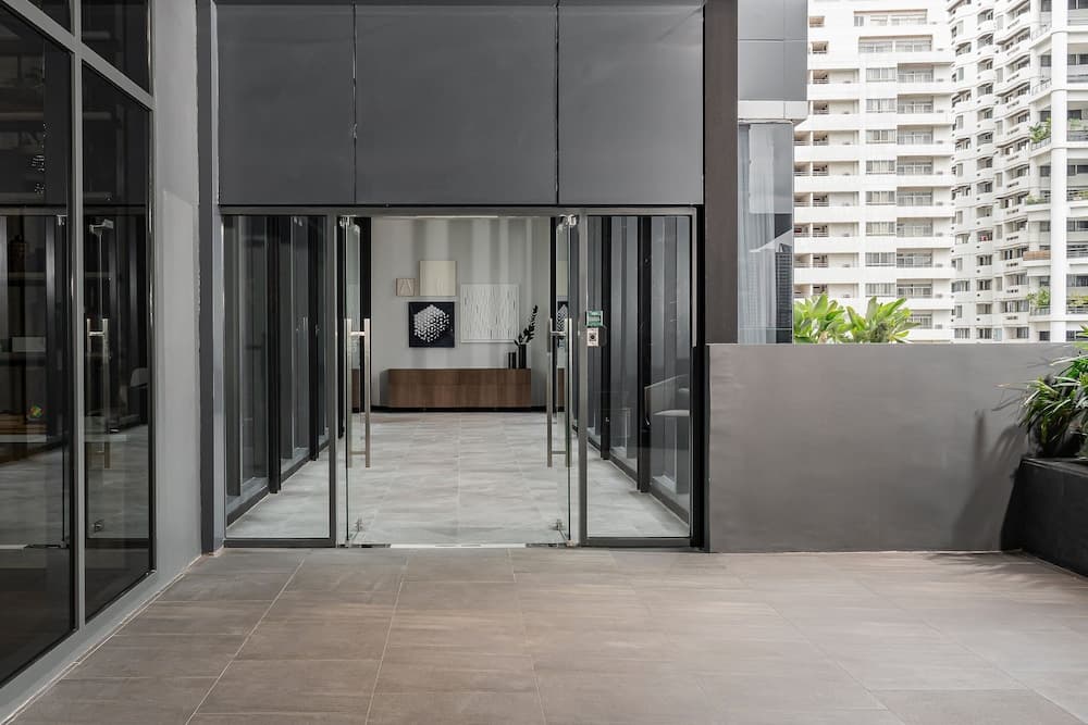 Staybridge Suites Bangkok Sukhumvit, an IHG Hotel — 8