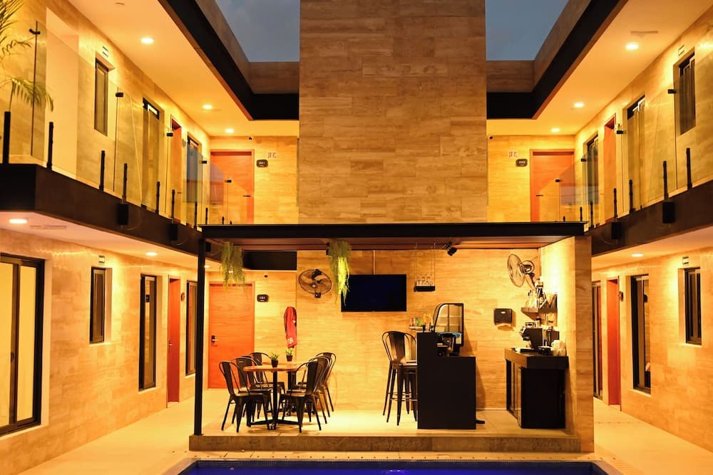 Hotel 28 — 27