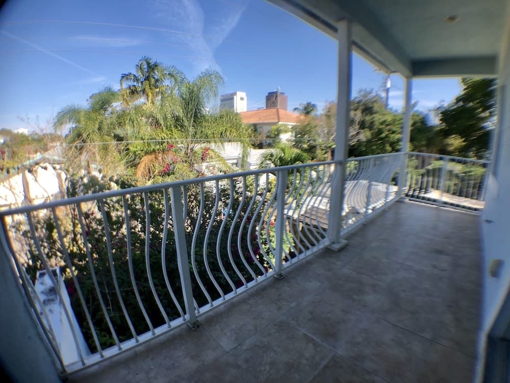 Casa 4BR 219 di Ideal Experience VR — 1