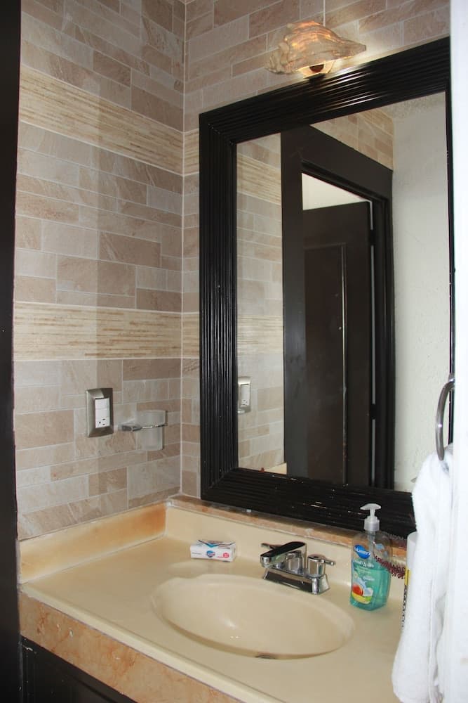 Suites Brisas Cancun — 24