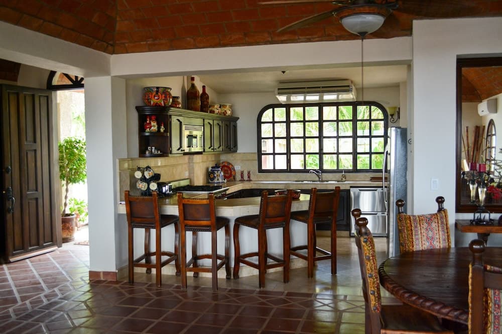 Hacienda Edith — 2