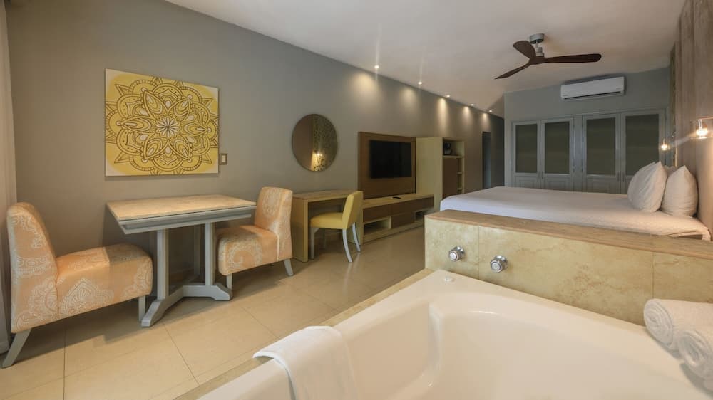 El Dorado Royale, Catamarán, Cenote y Más Inclusivo — 13