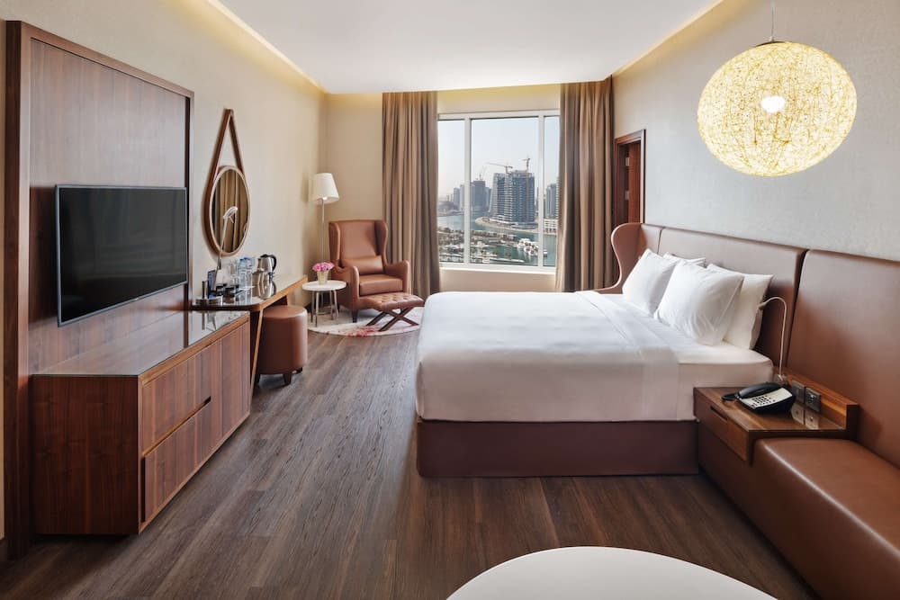 Radisson Blu Hotel, Dubai Canal View — 18