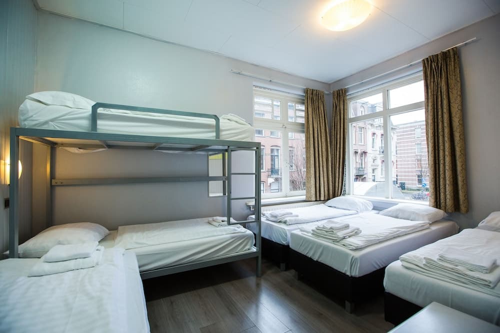 Hotel Trianon — 17