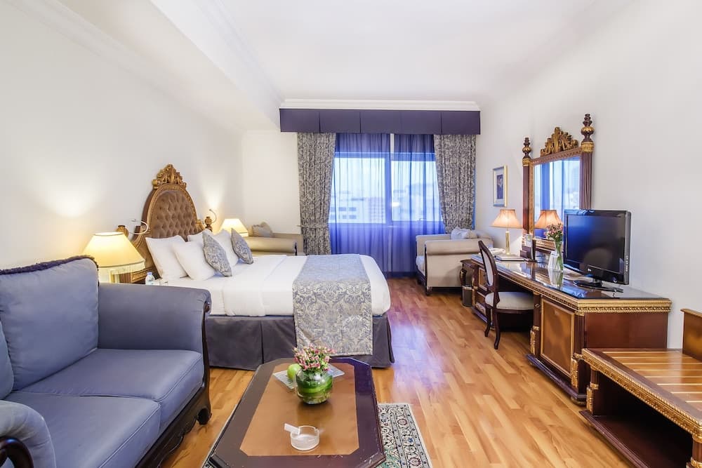 Grand Excelsior Hotel Bur Dubai — 26
