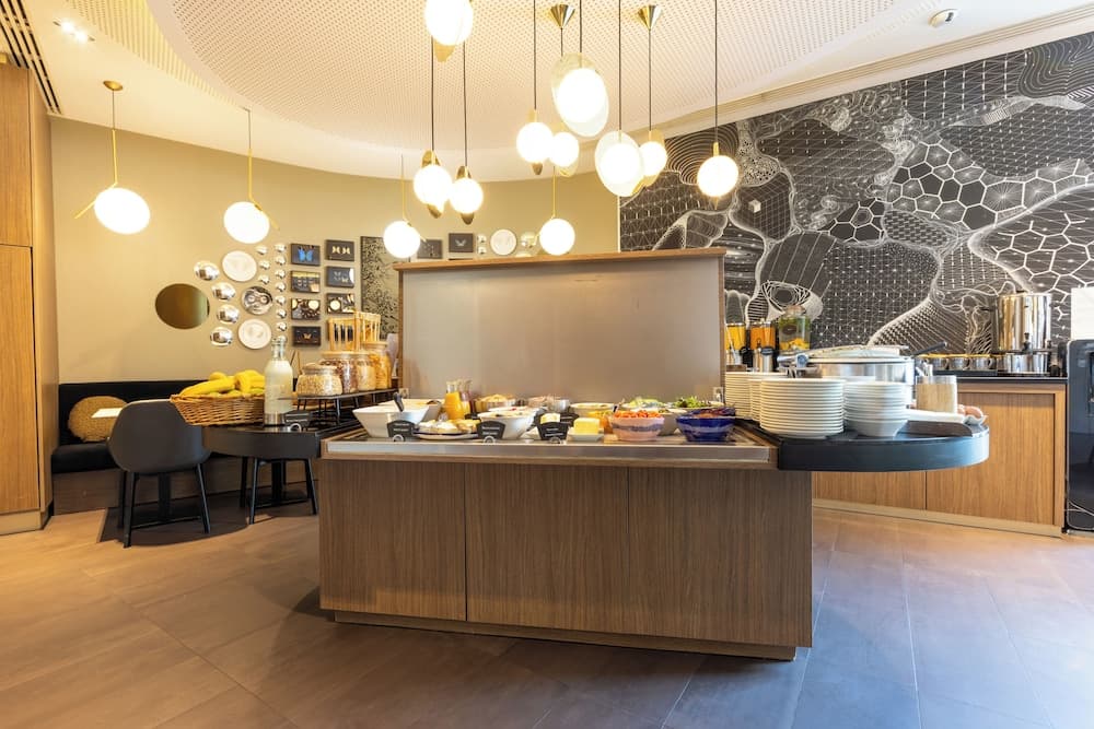 Novotel Suites Paris Expo Porte de Versailles — 26