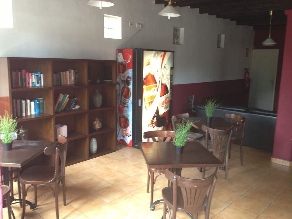 BHG Hostel Secar de la Real — 19