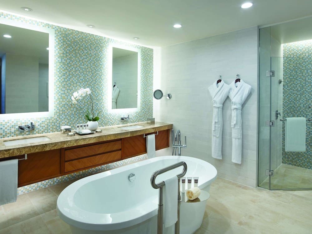 Swissôtel Living Al Ghurair — 10