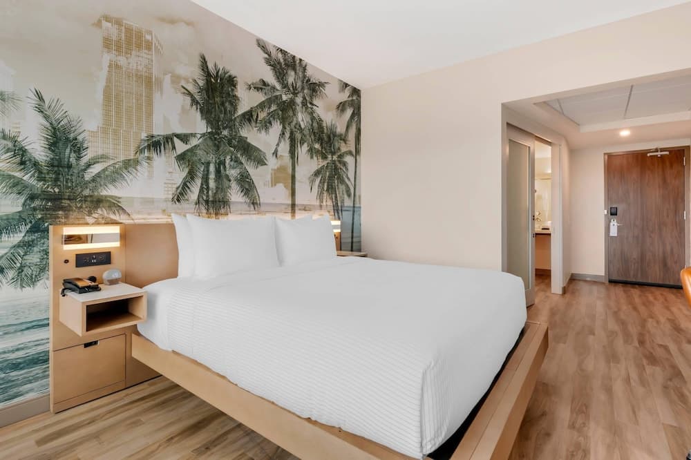 Cambria Hotel Tampa-Brandon — 28