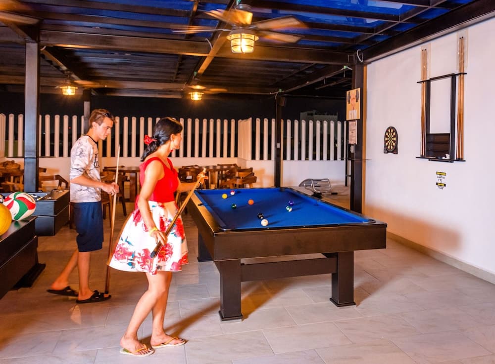 Nomads Party Hotel & Hostel — 8