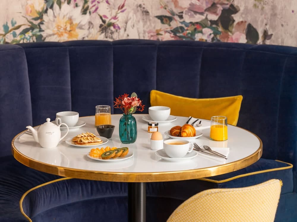 Hotel Le Mareuil — 9