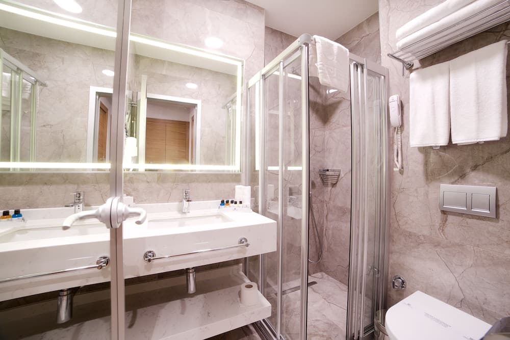 Erboy Hotel — 2